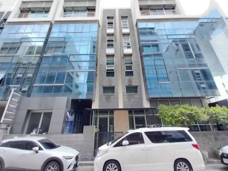 ขายตึกสำนักงานห้วยขวาง รัชดา ซ.18 ถนนกว้าง ใกล้ MRT-สุทธิสาร - 5 ชั้น 5 ที่จอดรถ พร้อมลิฟท์โดยสาร