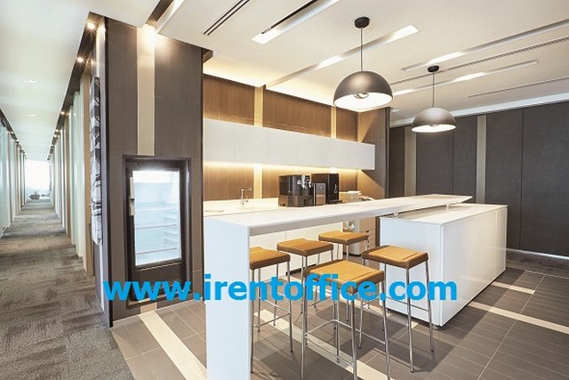 ออฟฟิศตกแต่งพร้อมใช้ สุขุมวิท  อาคารภิรัช ทาวเวอร์ แอ๊ดเอ็มควอเทียร์ มีพนักงาน 1 ท่านขึ้นไป   BTS พร้อมพงษ์