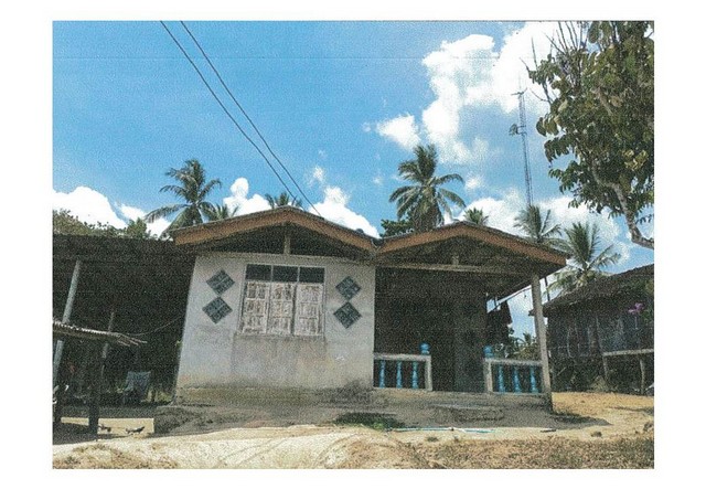  Code ID : PGYLA620001  ราคา  780,000  บาท ▸ เนื้อที่ 75 ตร.ว  พื้นที่ใช้สอย 166.6 ตร.ม.  * 2 ห้องนอน 2 ห้องน้ำ   * 1 ที่จอดรถ   บ้านหันไปทางทิศตะวันเฉียงใต้  พิกัดทรัพย์ : https://maps.app.goo.gl/E5zzZrvgN8Wb3kLH6  สถานที่ใกล้เคียง ▸ใกล้  โรงเรียนบ้านตายา ▸ใกล้  โรงพยาบาลส่งเสริมสุขภาพตำบลบ้านบาโงกือเต๊ะ  สอบถามเพิ่มเติม / นัดชม โทร. 097-419-5982(พลอย) โทร. 096-932-4624(ออมสิน) Line : @panaya (มี@ด้านหน้า)  ปรึกษาสินเชื่อฟรี One Stop Service ดูแลตั้งแต่ต้นจนจบบริษ�