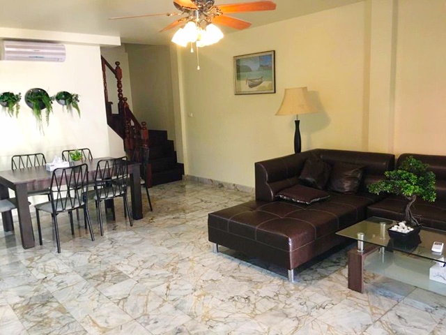 EPL-HR3662 ให้เช่าบ้านเดี่ยว 2 ชั้น โครงการ นันทวันพระรามเก้า-กรุงเทพกรีฑาตัดใหม่  ที่ดิน 140ตรว.พื้นที่ใช้สอย 449ตรม. 5ห้องนอน 6ห้องน้ำ