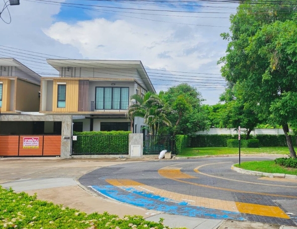 ขายบ้าน เดอะคอนเนค หลักสี่  ดอนเมือง เนื้อที่ 51 ตรว  มี4 นอน 3 น้ำ 