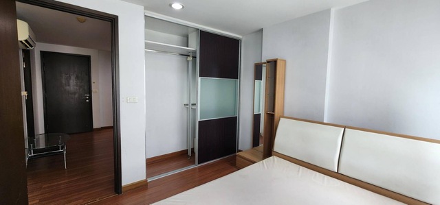 Sub1159ขายด่วน คอนโด ไดมอนด์ รัชดา ซิตี้ พลัส ติด MRT ห้วยขวางราคา 1,900,000 บาท ให้เช่า 12,000 / เดือน สนใจติดต่อโทร/Line/WhatsApp : 0897999954ขนาด 35 ตรม.ชั้น 4-8 1 ห้องนอน 1 ห้องน้ำ  พร้อมเข้าอยู่ ราคาถูก ต่ำกว่าราคาตลาด หาราคานี้ไม่มีอีกแล้ว ได้ไปคุ้มมาก Diamond Ratchada City Plus. ไดมอนด์ รัชดา ซิตี้ พลัส ติด MRT ห้วยขวาง และ โรงแรมสวิสโฮเต็ล ตรงข้าม โรงแรม ดิ เอมเมอรัลด์> 1.9 M THB Only Diamond Ratchada City Plus Condo for SALE Close MRT Huai Khwang , Convenient, Easy to find food,> Fully Fu