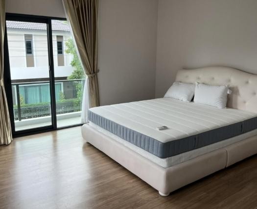 ให้เช่าบ้านเดี่ยว เซนโทร วิภาวดี หลักสี่ มี4ห้องนอน 5ห้องน้ำ