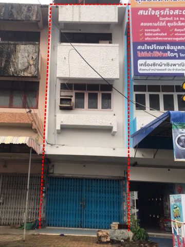 ขายตึกแถว 3 ชั้น 1 คูหา เยื้องตลาดศูนย์การค้า จังหวัดกำแพงเพชร