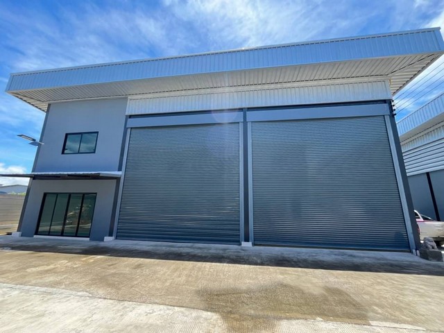 #โกดังปล่อยเช่าอมตะนคร#ให้เช่าโกดังอมตะนครชลบุรีใกล้อมตะเฟส 1-2-3-4#ผังม่วงลาย✴️พื้นที่โกดัง 600 ตรม.✴️พื้นรองรับน้ำหนักได้3ตัน ✴️มีใบอนุญาติทำโรงงาน✴️ไฟฟ้า 3เฟส ????ค่าเช่าเดือนละ 90,000 บาท ✴️เงื่อนไขการเช่า มัดจำ3เดือน ล่วงหน้า1เดือน (สัญญาเช่าขั้นต่ำ 3ปี)☎️081-4590982​  ลฎา☎️098-9955449​เพจ บ้า​นดี​บ้าน​สวย​ชลบุรี​เพจ ขายบ้านดีหรือกดเลยลิงค์ไลน์​????​ http://line.me/ti/p/~ladapa23กดดูทรัพย์​อื่นht