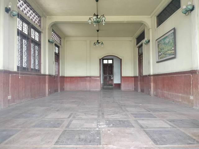 บ้านพร้อมที่ดินติดแม่น้ำเจ้าพระยา เนื้อที่ 370 ตร.ว.