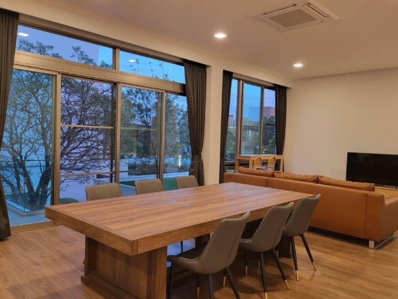 ให้เช่าบ้านเดี่ยว3 ชั้น  VIVE พระราม 9 พื้นที่324 ตร.ม. ที่ดิน 72 ตร.วา.