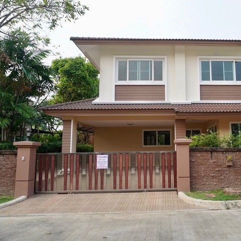 ขายบ้านเดี่ยว คาซ่าลีเจ้นท์ พระราม 2 Casa Legend Rama 2  ขนาด 98.9 ตรว. บ้านสวยรีโนเวทใหม่ สไตล์รีสอร์ท อยู่หลังเซ็นทรัลพระราม 2ที่ตั้ง : ซอยพระราม2(50) ถนนพระราม 2 แขวงแสมดำ เขตบางขุนเทียน กรุงเทพ รายละเอียด- บ้านเดี่ยว 2 ชั้น โครงการคุณภาพสูงจาก Quality House และอยู่ใน Segment ที่สูงที่สุด แพงที่สุดในทำเลนี้- โครงการ Private มีเพียง 48 ครอบครัว เพื่อนบ้านสังคมดี สงบเงียบ เหมาะกับการพักผ่อนที่แท้�