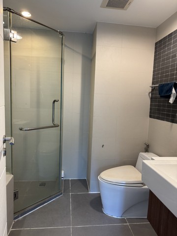 The Crest Sukhumvit 49 spacious private 4th floor BTS Thonglor