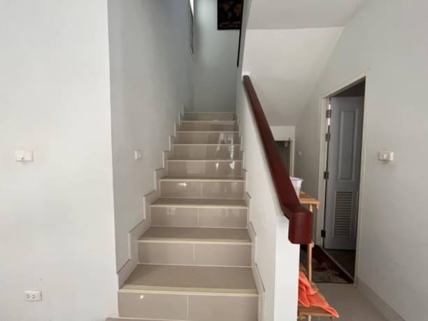 บ้านสวย สภาพดี ขาย 4.29 ล้าน 39.9 ตรว. The Urbana 5 สารภี บ้านเดี่ยว 2 ชั้น เฟอร์นิเจอร์ครบ พร้อมเข้าอยู่ได้เลย ไปสนามบิน เพียง 10 นาที