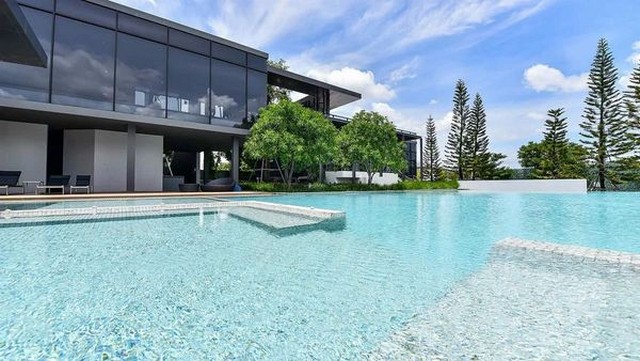 ขายบ้านเดี่ยว มัณฑนา บางนา วงแหวน ใกล้เมกะ บางนา ราม2 บ้านสวย ใหม่มาก สนใจติดต่อ 061-624-7988ต้องการขายบ้านเดี่ยว มัณฑนา บางนา วงแหวน รามคำแหง2ขนาด 64 ตารางวา4 ห้องนอน 4 ห้องน้ำ 2 ที่จอดพื้นที่ใช้สอยเยอะมาก 185 ตารางเมตรมีห้องนอนชั้น1 และ ห้องน้ำในตัว.สถานที่ใกล้เคียงMega & IKEA บางนาโรงเรียน สาธิต รามคำแหง2ฺBangkok patana schoolRaffles american school bangkokConcordian international school bangkokMontessori international schoolราคาพิเศษเพียง 13.9 เท่านั้น