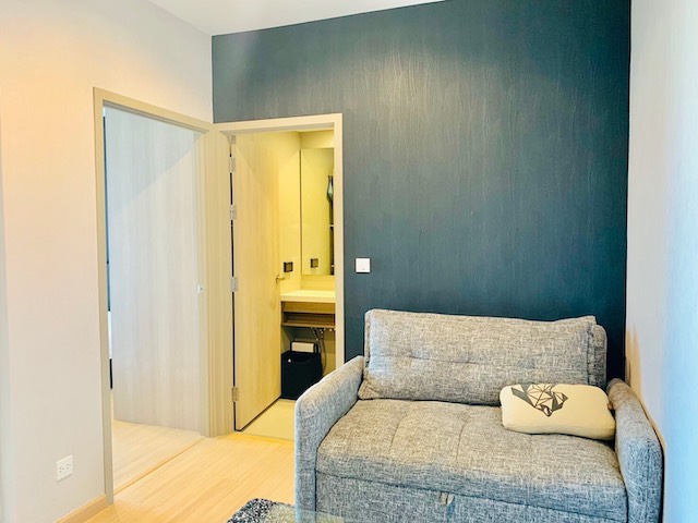 Whizdom Connect beautiful view private quiet 25th floor BTS Punnawithi