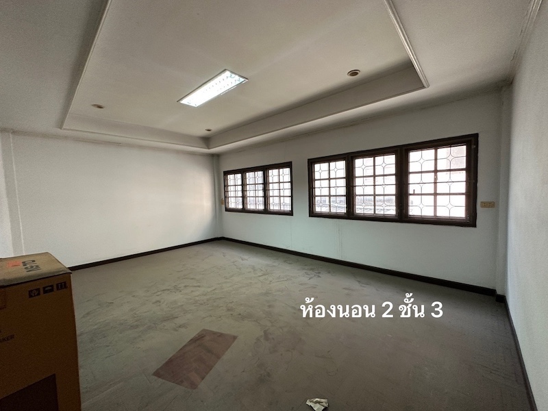 BS848 ขายทาวเฮาส์ 3ชั้น หมู่บ้านรุ่งเรือง ลาดพร้าว 80 แยก 22