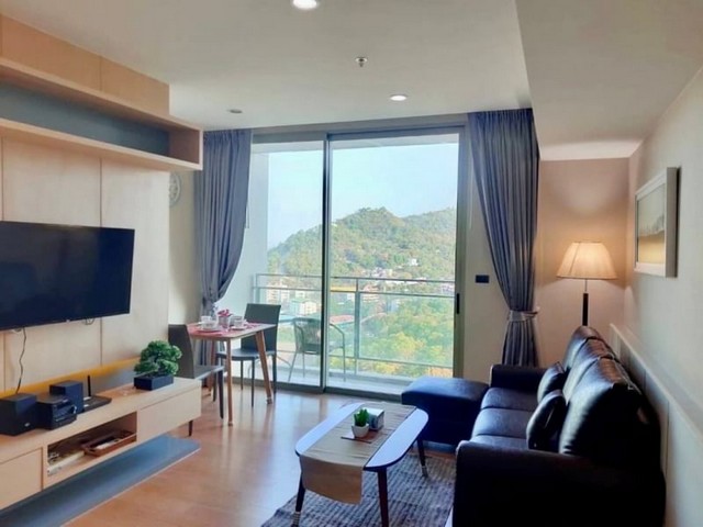 TEL :088-559 5199 คุณเอLine: https://line.me/ti/p/C0eGe0whLXให้เช่า มารีน่า เบย์ฟร้อนท์ คอนโด ศรีราชาชั้น 24 วิวเมือง และ ทะเลเช่า 22,000 บาท /เดือนล่วงหน้า 1 เดือน - มัดจำ 2 ดือนห้องขนาด 49 ตรม.1 ห้องนอน 1 ห้องน้ำ1 ห้องนั่งเล่น และห้องครัว มีระเบียง เฟอร์นิเจอร์และเครื่องใช้ไฟฟ้าครบ ทำเลดีมาก ใจกลางเมืองศรีราชา เดินทางสะดวก สถานที่ใกล้เคียง- ใกล้ห้าง Atara mall- Maxvalue - Robinson Sriracha - รพ.พญาไท- รพ.สมิติเวช - Central Sriracha- สวนสาธารณะ