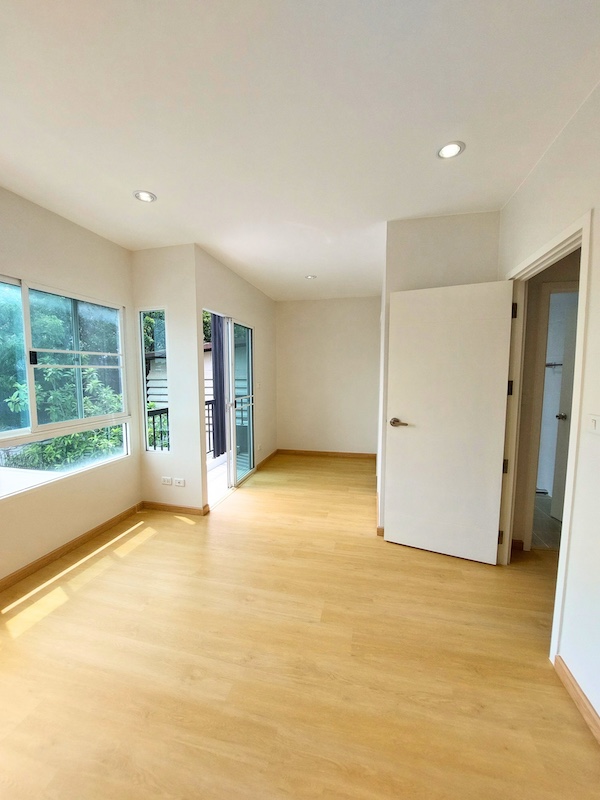 BS856 ขายทาวน์โฮม 2 ชั้น​ ม.วิลเลต ไลท์ ราชพฤกษ์-ปิ่นเกล้า (หลังริม เนื้อที่เยอะสุดในโครงการ)