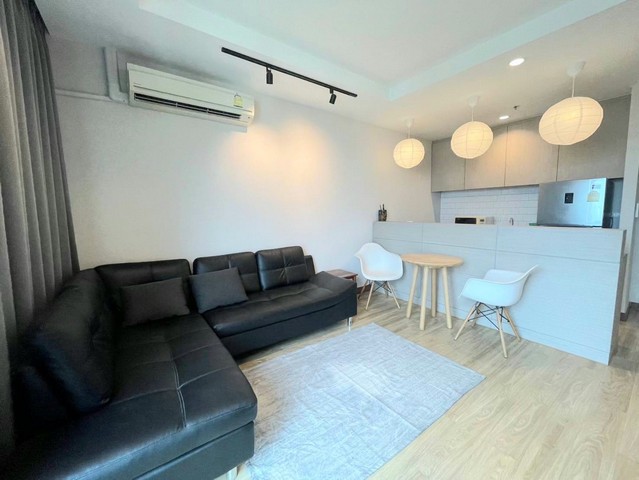 มีคอนโดปล่อยเช่า : คอนโดลัดดาพลัสศรีราชา ชั้น11อากาศโปร่ง ระบายได้ดีวิวเมือง