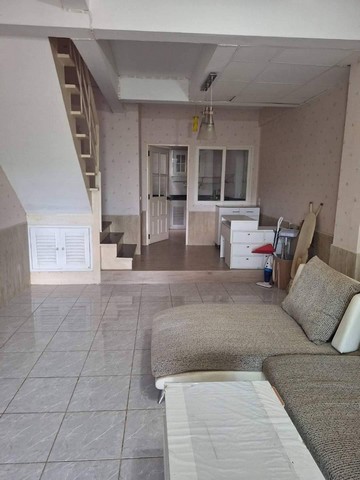 ขาย/ให้เช่า ทาวน์เฮ้าส์รามอินทรา 61 ถนนรามอินทราปากซอยรถไฟฟ้าสายสีชมพู