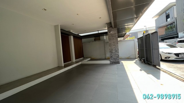 ขายบ้านเดี่ยวหรู Luxury 3 ชั้น The Honor (ดิ ออเนอร์) ใน ซ.ลาดพร้าว 81 เนื้อที่ 65 ตรว.