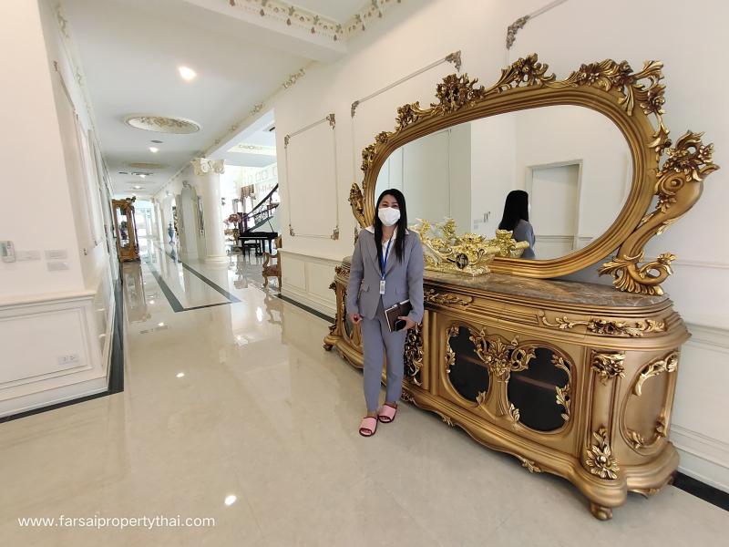 ขายบ้านคฤหาสน์สุดหรู 2 ชั้น พร้อมสระว่ายน้ำในตัว เนื้อที่ 3-1-40 ไร่ พื้นที่ 2,515 ตารางเมตร 10 ห้องนอน 18 ห้องน้ำ แอร์ เฟอร์ครบ ถนน พระราม 2  ราคาขาย 270 ล้านบาท เปิดชมครั้งแรก!!! หรูหราสุด ในย่านพระราม 2  ◽️เอกสิทธิ์พิเศษ เพียงหนึ่งเดียว ด้วยสไตล์Europium classic  พื้นที่โครงการ 3-1-40 ไร่ พื้นที่ใช้สอย 2,515 ตารางเมตรครบครันด้วยฟังก์ชันห้องสุดพิเศษมากมาย ขายคฤหาสน์หรู  270 ล้าน   ใหญ่ พื้นที่ 3 