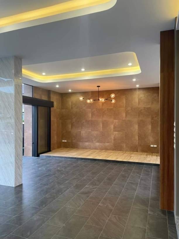 แค่บิ้วอินก็คุ้มแล้ว​ นาทีทอง ลดราคาขายด่วน​ 8 ลบ. ต้นเปา สันกำแพง​ บ้านหลังใหญ่ 2 ชั้น สไตล์โมเดิร์น พร้อมเข้าอยู่ได้เลย ของแถมเยอะ