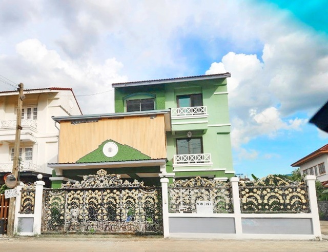 MRTคู้บอน2-8 500ม. 62ตร.ว 5-6นอน รามอินทรา แฟชั่นไอซ์แลนด์  2กม. ขาย ให้เช่าบ้านเดี่ยว 552ตรม. 5น้ำ วัชรพล