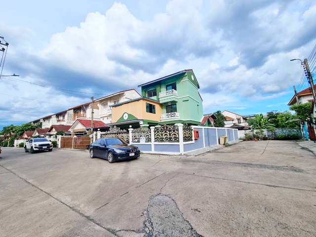 ขาย ให้เช่าบ้านเดี่ยว MRTคู้บอน2-8 500ม.รามอินทรา แฟชั่นไอซ์แลนด์  2กม.  60ตร.ว 5-6นอน 550ตรม. 5น้ำ วัชรพล