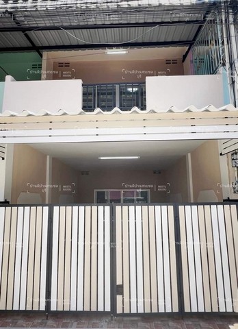 #ขายบ้านสวยพร้อมอยู่อมตะชลบุรี????ม.อีสแลนด์# ทาวน์เฮ้าส์สองชั้น# มีด่านฟ้า พื้นที่ 16​  ตรว 2 ห้องนอน 2 ห้องน้ำ 1 ห้องครัว????ราคา 1,xxx  ลบฟรีโอนฟรี ประเมินฟรี จำนองฟรี​ ยื่นกู้ของแถม 1. แอร์ 1 เครื่อง  2. ถังสำรองน้ำ 3. ปั้มนั้ำอัตโนมัติพิกัด https://maps.app.goo.gl/KRrR67n781kssaSW6?g_st=icติดต่อ/เข้าชม☎️ 081-4590982​  ลฎา☎️098-9955449​????หรือกดเลยลิงค์ไลน์???? http://line.me/ti/p/~ladapa23????​อยากมีบ้านทุกอาชีพสามารถกู้ได้(ปรึกษา​เราได้ก่อ