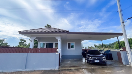 ขายบ้านวิวสวย ต.หน้าเมือง เกาะสมุย สุราษฎร์ธานี ใกล้ตลาดหัวถนนและสถานที่ท่องเที่ยว ขายบ้านเกาะสมุย 2นอน 2น้ำ