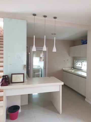 รหัสC6310 ให้เช่าบ้านเดี่ยว 2ชั้น โครงการมัณฑนา บางนา กม.13 ใกล้สนามบินสุวรรณภูมิ