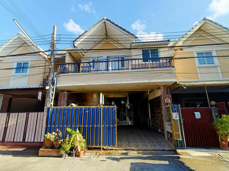 ขายด่วน!!! ทาวน์เฮ้าส์อิ่มอัมพร2(ตำบลบางเชือกหนัง, อำเภอตลิ่งชัน, กทม.) รายละเอียดทรัพย์-ขนาด 30 ตร.ว.-บ้าน2.5ชั้น-4นอน 3น้ำ 1รับแขก พร้อมมุมครัว และระเบียง-2 ห้องเอนกประสงค์ หน้าบ้านและใต้หลังคา-เคาน์เตอร์ครัวบิ้วอิน-ปูกระเบื้องทั้งหลังพร้อมอยู่!!! สถานที่สำคัญใกล้เคียงและการเดินทาง-มหาวิทยาลัยสยาม-เซ็นทรัลปิ่นเกล้า-ซีคอนบางแค -เดอะมอลล์บางแค-โรงพยาบาลอินเตอร์เม