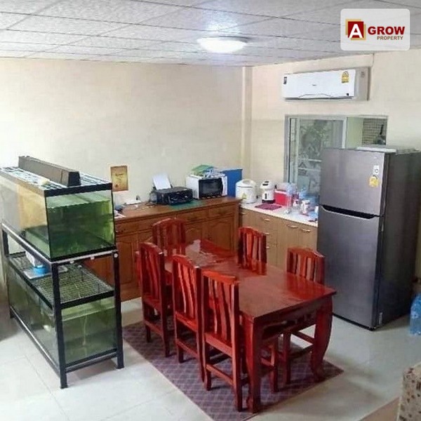 ม. ชายคลอง ต่อเติมหน้าบ้านและหลังบ้านครบ สามารถเข้าอยู่ได้เลย