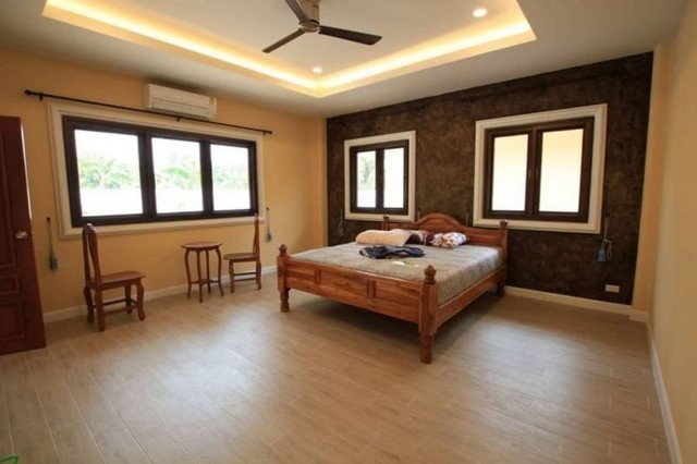 บ้านเดียว 4 หลัง เหมาะสำหรับลงทุน โฮมสเตย์ แม่เหียะ