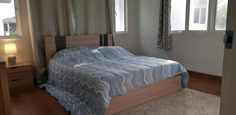 ขาบบ้านเดี่ยวพร้อมสวนสวย 90 วา 200 ตารางเมตร3นอน3น้ำแอร์เฟอร์นิเจอร์ครบพร้อมเข้าอยู่ราคา 9.5 ล้านเท่านั้น ถนนเฉลิมพระเกียรติ