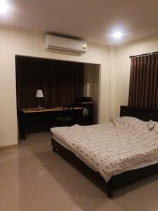 ให้เช่าบ้าน Vista Ville 3C 63 ตารางวา 180 ตารางเมตร3 ห้องนอน 3 ห้องน้ำ เตียงและเฟอร์นิเจอร์ทุกห้อง