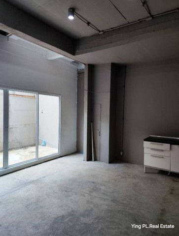 ขายโฮมออฟฟิศ รัชดา ซอย32 ทะลุลาดพร้าวได้ ขายพร้อมเฟอร์ฯบางส่วน