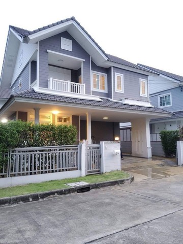 ขายบ้านเดี่ยวสไตล์ยุโรป  บุราสิริ ปัญญาอินทรา ถนนเลียบคลองสอง    บ้านสวยสไตล์ New England Colonial  โครงการคุณภาพจาก แสนสิริ ใกล้แฟชั่นไอส์แลนด์ ร.ร.สาธิตพัฒนา ทางด่วนจตุโชติและวงแหวนตะวันออก เชื่อมสู่ถนนเส้นหลัก ติดถนนใหญ่ปัญญาอินทรา   ใกล้ทางด่วนพร้อมเข้าสู่เลียบทางด่วนรามอินทรา-อาจณรงค์ ทำเล  ::  ถนนเลียบคลองสอง  บางชัน  คลองสามวา   รายละเอียดบ้าน  ::   พื้นที่58.7ตร.ว.ว ฟัง�