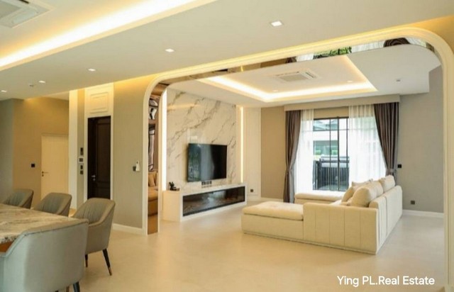 HR1047 ให้เช่า บ้านเดี่ยว โครงการ แกรนด์ บางกอก บูเลอวาดร์ด กรุงเทพกรีฑา บ้านใหม่พร้อมอยู่ติดต่อ  คุณหญิงโทร  064-345-9870Line  0643459870 คลิกที่นี่  httpsline.metipXogs_U3_3SHR1047 ให้เช่า บ้านเดี่ยว โครงการ แกรนด์ บางกอก บูเลอวาดร์ด กรุงเทพกรีฑา พร้อมอยู่พื้นที่ 115 ตรว. 521 ตรม. 4นอน 5 น้ำ 2ชั้น 4จอดรถห้องแม่บ้านแยกส่วนตกแต่งเฟอร์นิเจอร์และเครื่องใช้ไฟฟ้าครบพร้อมอยู่ใช้เทคโนโลยีอัจฉริยะทั้งหลัง ทำเล�