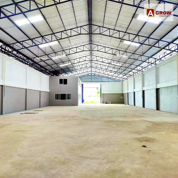 ให้เช่า โกดังใหม่พร้อมสำนักงาน 2ชั้น 1154ตร.ม. ซ.รุ่งโรจน์ แพรกษาใหม่