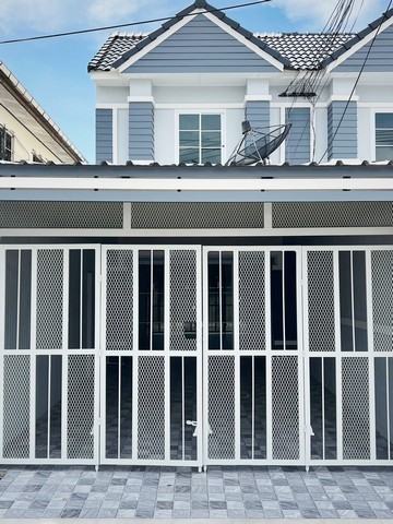 #บ้านดีบ้านสวยนิคมอมตะนครชลบุรี​????ม.วรางศ์ทอง????ตลาดสิรัชชา ดอนหัวฬ่อ#ทาวน์เฮ้าส์2ชั้น????​หน้าบ้านไม่ชนใคร????เนื้อ​ที่​  19​ ตรว2ห้องนอน 2ห้องน้ำ 1ห้องครัว♨️ราคา 1,790,000​   บาทฟรีโอนฟรีประเมินฟรี​จำนอง✳️บ้านเลขที่ 65/169????ของแถม 1. แอร์ 1  2. ถังสำรองน้ำ 3. ปั้มน้ำอัตโนมัติ✴️พร้อมทำเรื่องยื่นกู้ให้ฟรี✴️ดูแลให้จบถึงณวันโอนสนใจติดต่อ/นัดชม☎️081-4590982​ ลฎา☎️098-9955449     Id:ladapa23    เพจ:บ้านดีบ