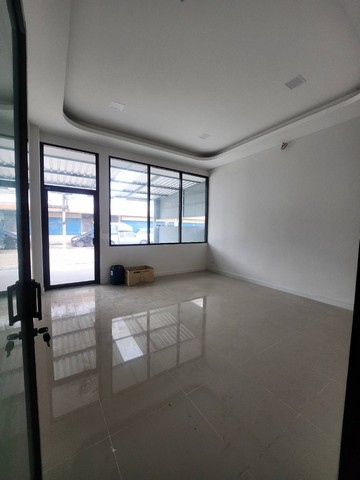 ขายโกดัง สร้างใหม่ พร้อมสำนักงาน พื้นที่434ตรม. ลำลูกกาคลอง4 จ.ปทุมธานี