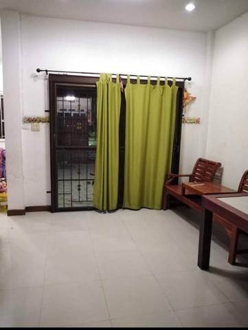 ขายทาวน์​เฮ้าส์​ ในเมืองบ้านสวนชลบุรี ใกล้ห้าง​เซ็นทรัล​ชลบุรี ใกล้โรงพยาบาล​ชลบุรี