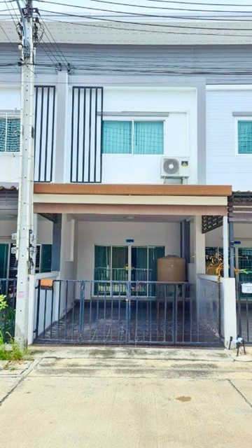 ติดถนนข้าวหลาม 18 ตร.วา บางแสน จ.ชลบุรี จตุจักร ตกแต่งครบพร้อมอยู่ 11,998 B-M120 ตร.ม. มอเตอร์เวย์ เลี่ยงหนองมน ม.บูรพา บางแสน ให้เช่าบ้านทาวน์เฮ้าส์ หมู่บ้านบางแสน  2นอน 3น้ำ motorway bypassing NongMon Chatuchak fully fur ready to move in Burapha University BangSaen Townhouse for rent BangSaen 2bed 3bath Chonburi on KhaoLam Rd. 18 sq.wa 120 sqm  11,998 B-M18ตร.วา  120ตร.ม ตำบล ห้วยกะปิ อำเภอเมืองชลบุรี ชลบุรี 20130รายละเอียดบ้าน- ทาวน์เฮาส์ 2 ชั้น- 2 ห้องนอน- 3 ห้องน้ำ- ห้องครัว-เฟอร์นิเจอร์ครบพร้อม�