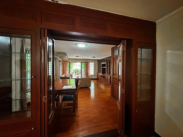 ขายบ้านสวนพนัสบรรยากาศดี ขายที่ดินพร้อมสิ่งปลูกสร้าง ???? บ้านสววนธรรมชาติ