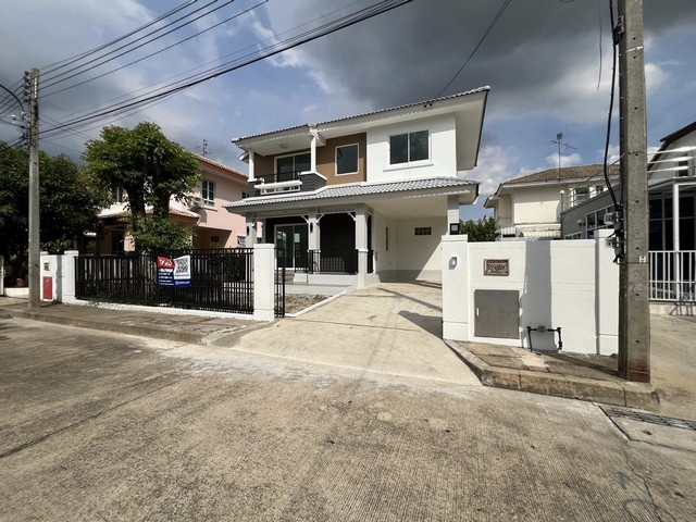 ชัยพฤกษ์ ติวานนท์-ราชพฤกษ์1 บ้านมือสองตกแต่งใหม่  หน้าโครงการติดถนนใหญ่