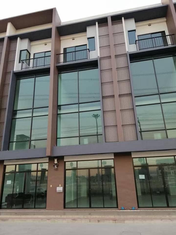 ให้เช่าโฮมออฟฟิศ 3.5 ชั้น โครงการซิตี้ ลิงค์ พระราม9-ศรีนครินทร์ ถนนคู่ขนานกาญจนาภิเษก เนื้อที่ 18 ตารางวาพื้นที่ใช้สอย 215 ตารางเมตร