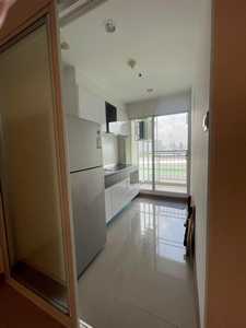 คอนโดSupalai Wellington 2 ให้เช่า  อาคาร 7 ชั้น 8 มีรถตู้รับส่งMrt