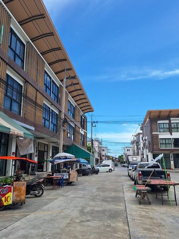 ขายอาคารพาณิชย์ โครงการคีทพลาซ่า อาคารพาณิชย์ 3 ชั้น  ขนาด 19.5 ตร.ว.พันท้ายนรสิงค์ สมุทรสาคร  ZW433