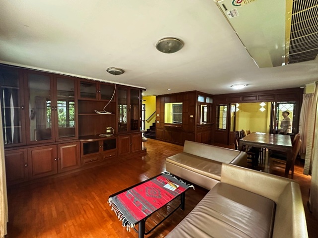 MRT ตลาดมีนบุรี 3.3 กม.ให้เช่าบ้านเดี่ยว 2 ชั้น 60ตรว. 190 ตร.ม. โชคชัยหทัยราษฏร์ 700ม. ร่มรื่น คลองสามวา ตลาดหทัยมิตร เลียบคลองสอง