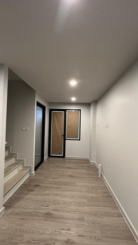 PO1122 ให้เช่า โฮมออฟฟิศ 5 ชั้น JW Park RAMA 9 เจ ดับบลิว พาร์ค พระราม 9 – กรุงเทพกรีฑา ติดถนนกรุงเทพกรีฑา มีลิฟต์แก้ว ใกล้ เดอะมอลล์บางกะปิ