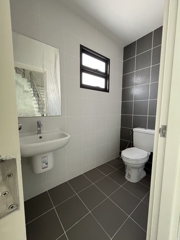 ให้เช่าทาวน์โฮม หลังเซนทรัล ระยอง บ้านใหม่ยังไม่เคยมีผู้เช่า